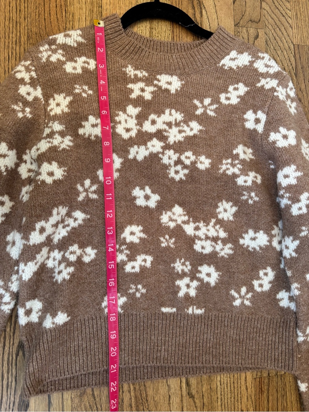 Z Supply Tory Floral Crewneck Sweater in Light Brown and Cream - Picture 6 of 8